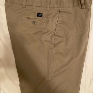 Dockers Men’s Khakis. Size W40 L29